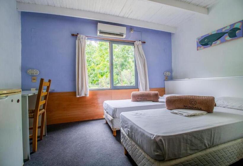 スタンダード４人部屋, Mundaka Hostel Y Bar