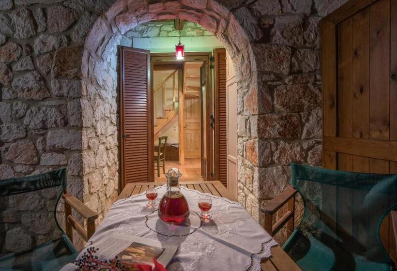 اتاق دوبلکس, Myrties Stone Houses   Ta Petrina