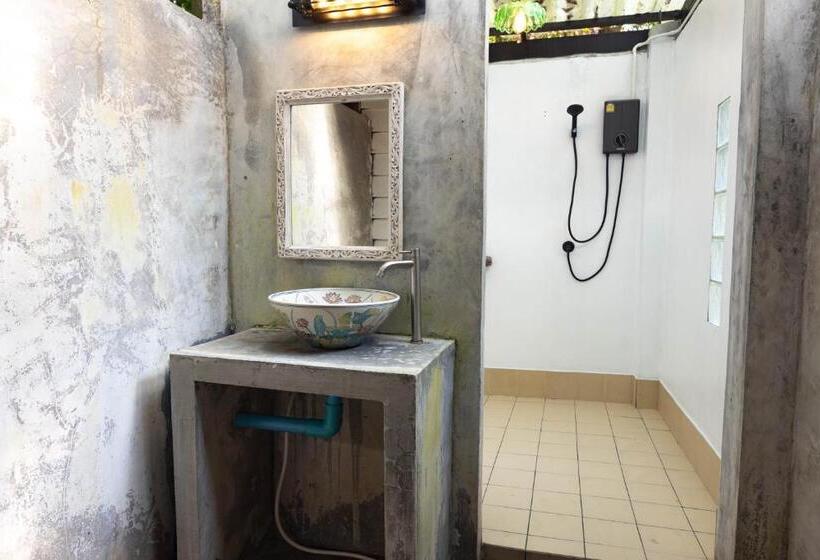 اتاق استاندارد, Barefoot Project Formerly Baan Klong Kleng
