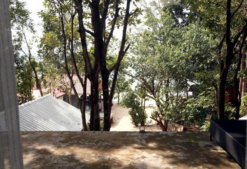بانگلوی لوکس, Barefoot Project Formerly Baan Klong Kleng