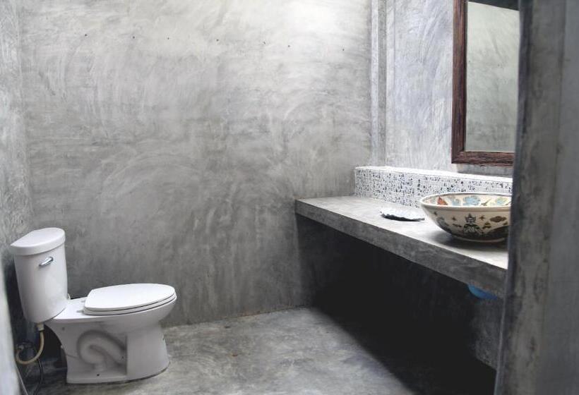 بانگلوی سوپریور, Barefoot Project Formerly Baan Klong Kleng