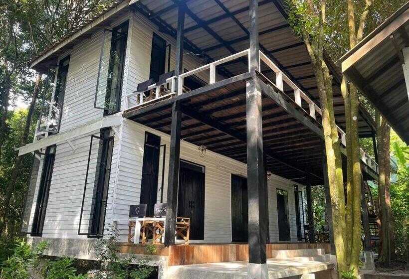 اتاق استاندارد با تراس, Barefoot Project Formerly Baan Klong Kleng