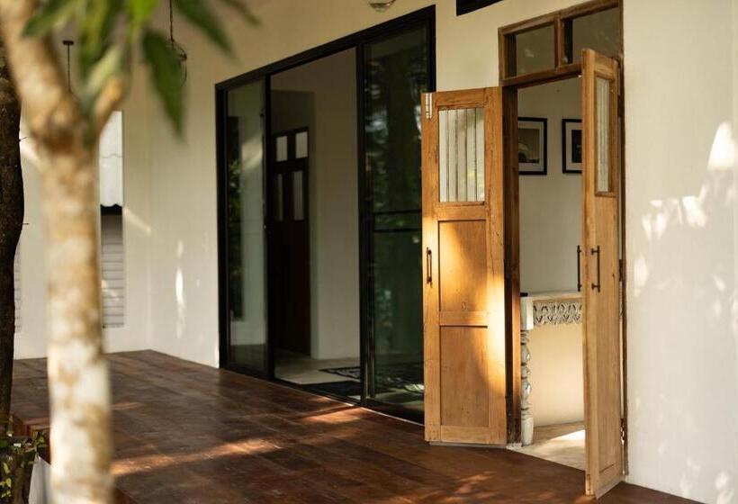 ویلای 1 خوابه, Barefoot Project Formerly Baan Klong Kleng