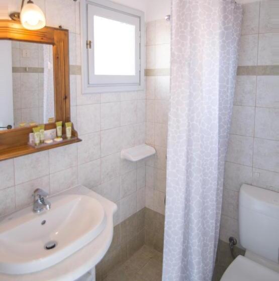 استودیوی استاندارد, Anemoessa Villa