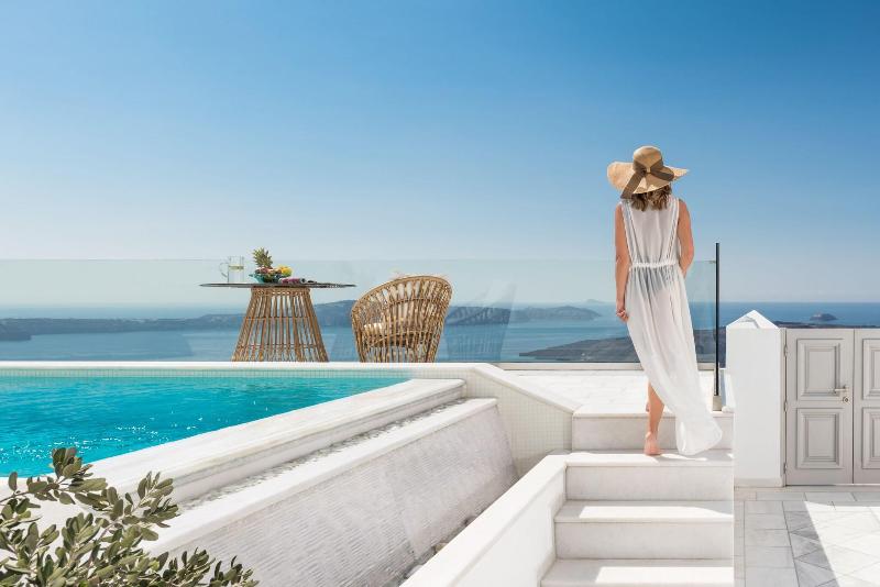 Villa 3 Chambres avec Piscine, Anteliz Suites