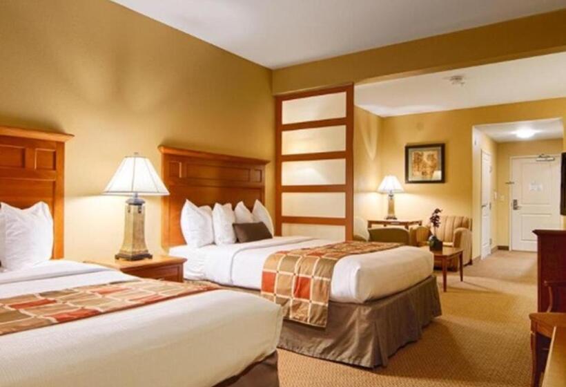 Люкс, Best Western Plus University Park Inn & Suites