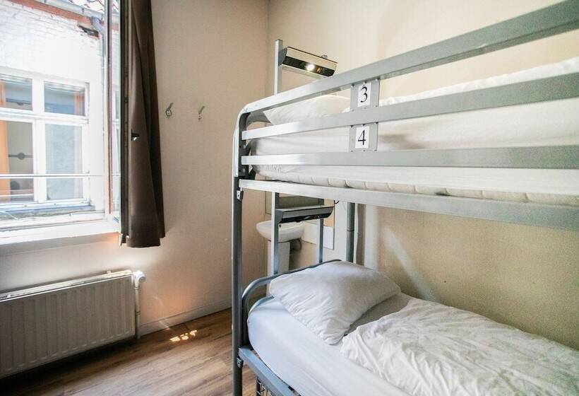 Номер Стандарт, St Christopher S Inn Hostel At The Bauhaus