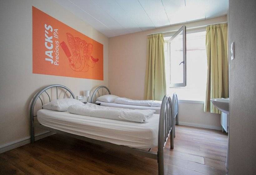 Номер Стандарт Совместная Ванная, St Christopher S Inn Hostel At The Bauhaus
