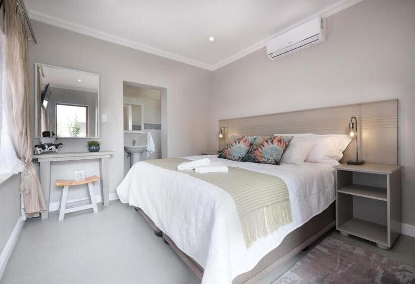 Номер Стандарт Вид на Горы, Adderley House Guest Accommodation