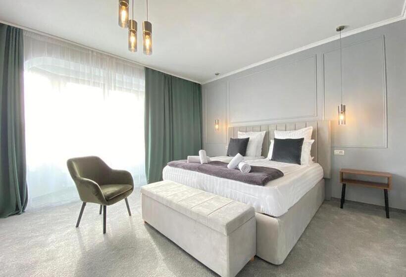 اتاق لوکس, Coolkush Boutique