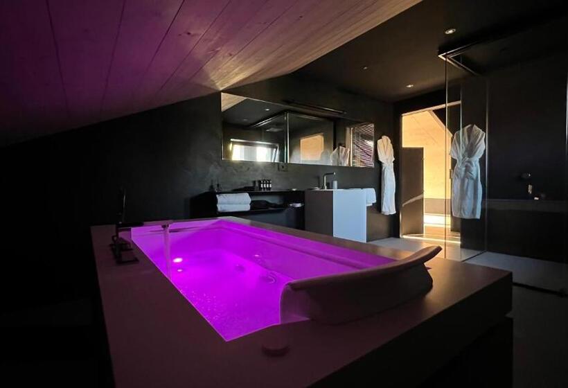 سوییت لوکس, Murrae Loft