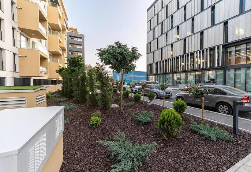 آپارتمان 1 خوابه با تراس, Northapartments