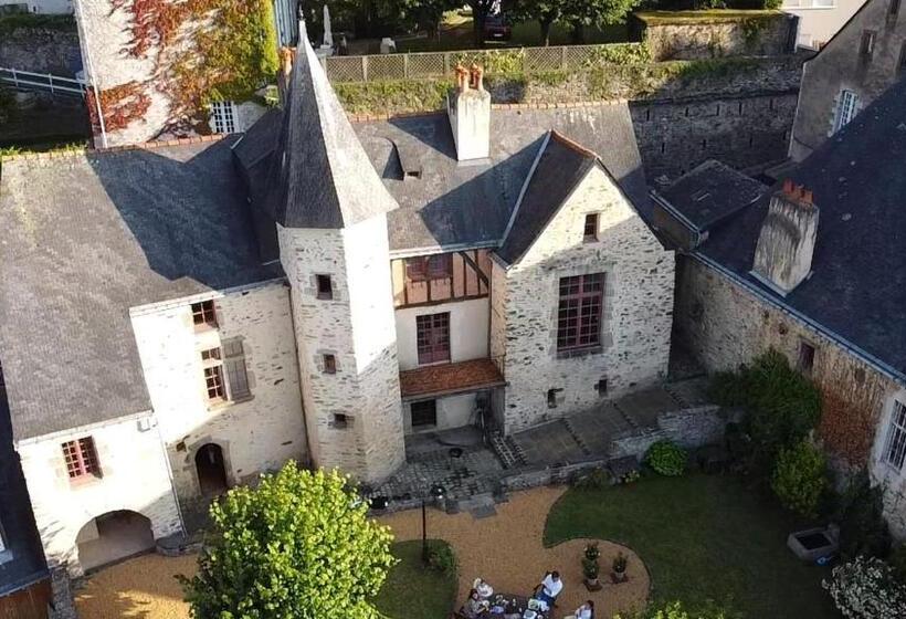 اتاق استاندارد, Le Logis Du Vassal