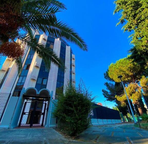 استودیوی استاندارد, Home Relax