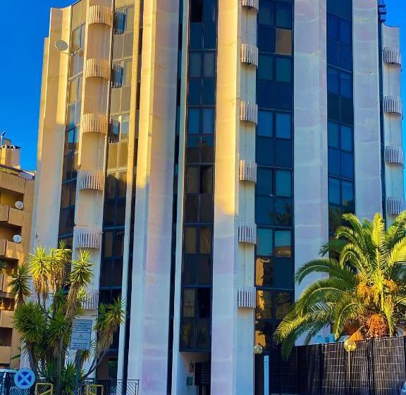 استودیوی استاندارد, Home Relax