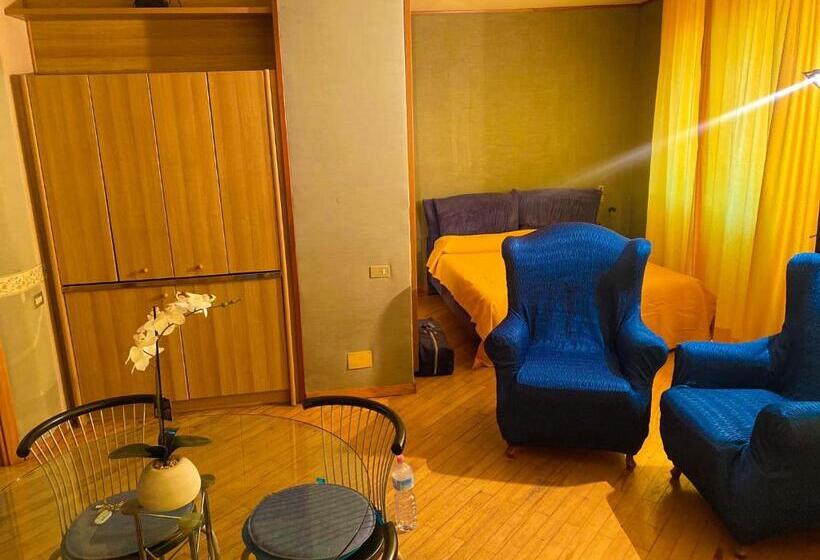 استودیوی استاندارد, Home Relax