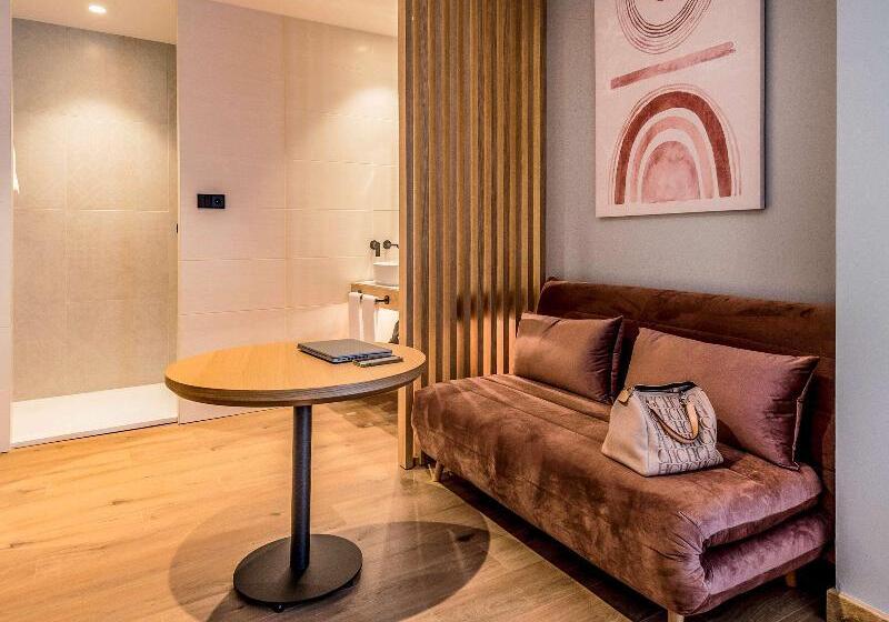 行政房间, Mercure Lugo Centro