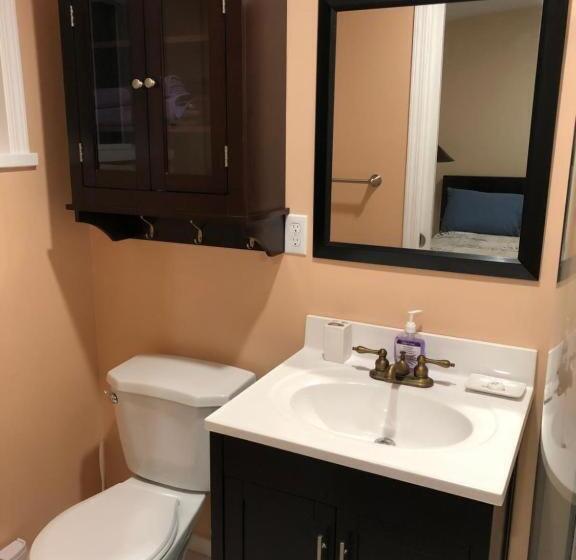 اتاق استاندارد, Shady Willow Guest House   For Tourists & Travellers Only, No Locals, Private Small Compact Rooms Wi
