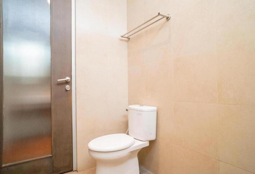 اتاق لوکس, Three J Residence 2