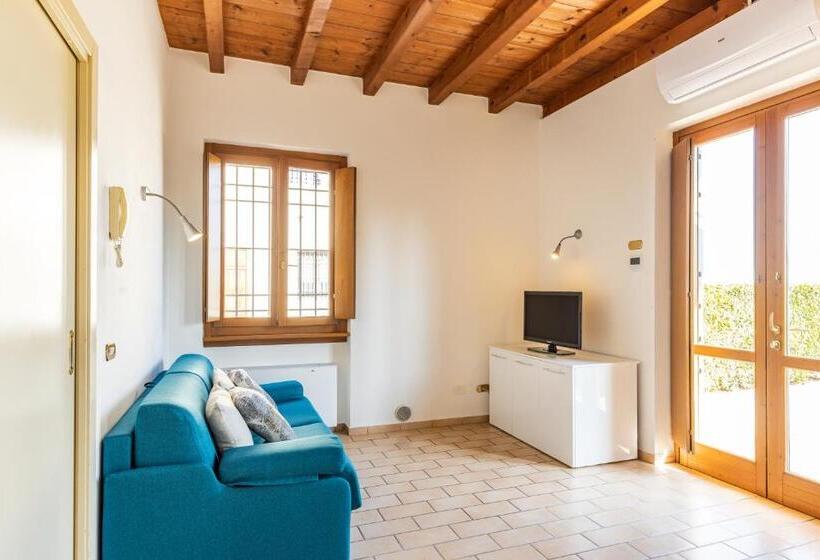 Апартаменты 2 Спальни, Il Casale Lonato   By Host4u