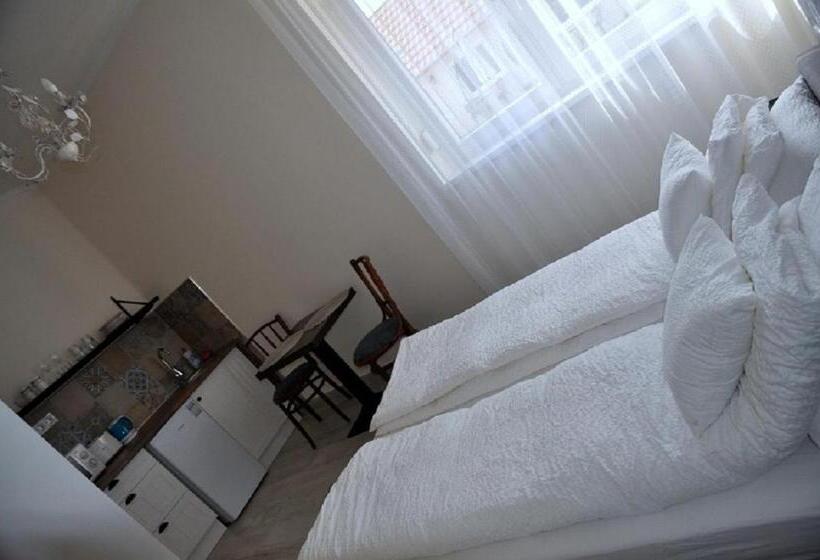 اتاق سوپریور, River Apartment