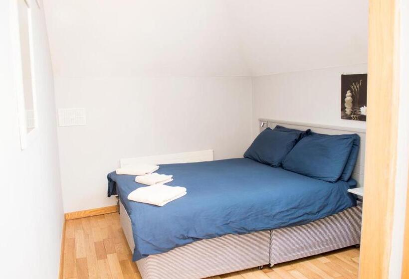 اتاق استاندارد, Abbey Court Hostel