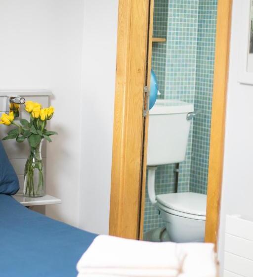 اتاق استاندارد, Abbey Court Hostel