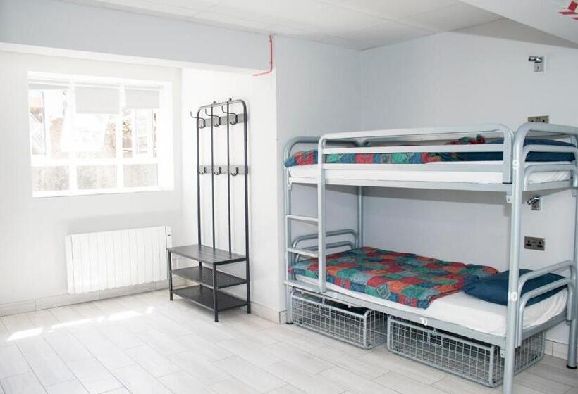 تختخواب در اتاق مشترک, Abbey Court Hostel