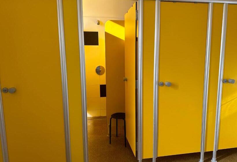 اتاق استاندارد یک تخته با سرویس بهداشتی مشترک, Grand Hostel Berlin Classic