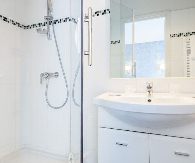 Номер Стандарт, Alfred Hotels Les Halles