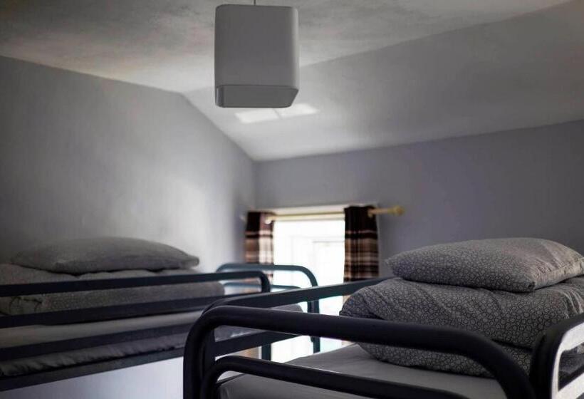 تختخواب در اتاق مشترک, The Woodquay Hostel