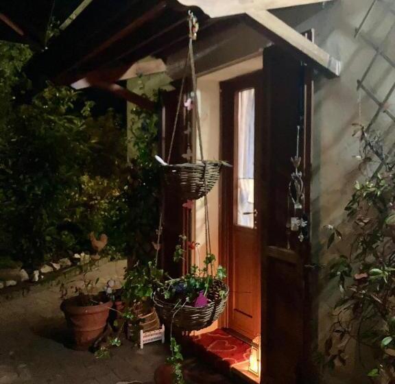 اتاق استاندارد با چشم‌انداز باغ, Casa Polè