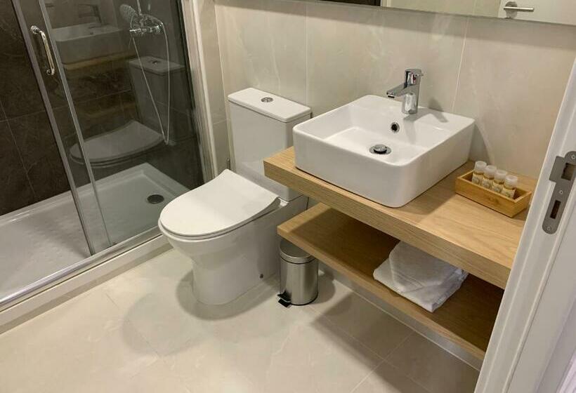 اتاق استاندارد, Pharmacia Guesthouse