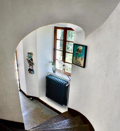 اتاق استاندارد با چشم‌انداز کوهستان, Château Du Vigny   Maison D Hôtes