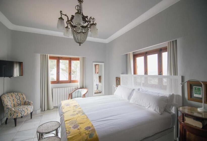 اتاق سوپریور با چشم‌انداز دریا, Villa Dora