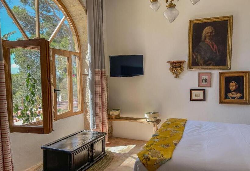 سوییت جونیور با چشم‌انداز دریا, Villa Dora