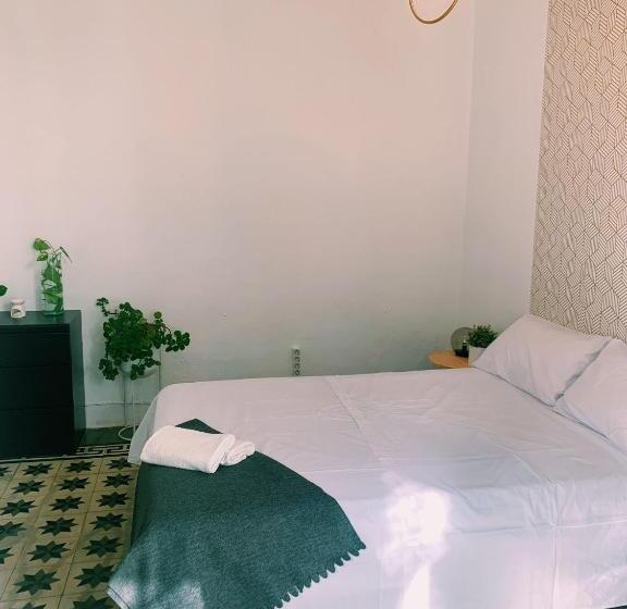 اتاق استاندارد با سرویس بهداشتی مشترک, Maria Magdalena   Room 8