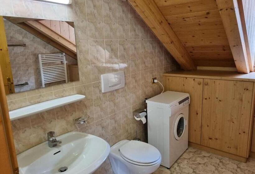 اتاق استاندارد سه تخته با چشم‌انداز, Pian Schiavaneis B&b Apartament