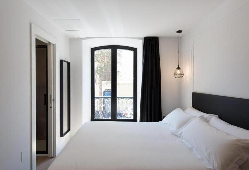 スタンダードスタジオ, Santa Catalina Suites Gijón