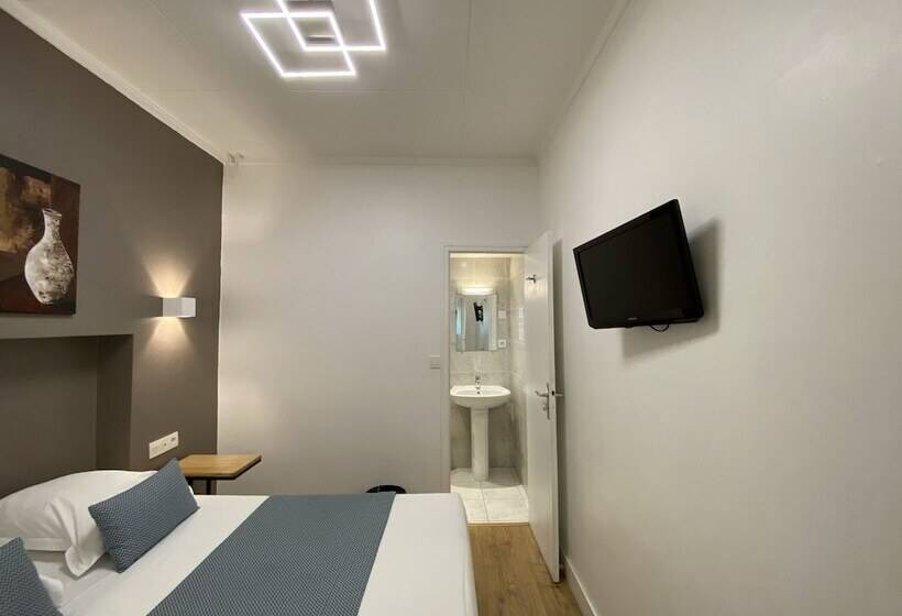 اتاق استاندارد چهار تخته, Lyo Hôtel   Centre Lyon Perrache