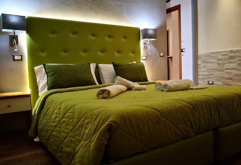اتاق استاندارد سه نفره, Sant Oronzo B&b