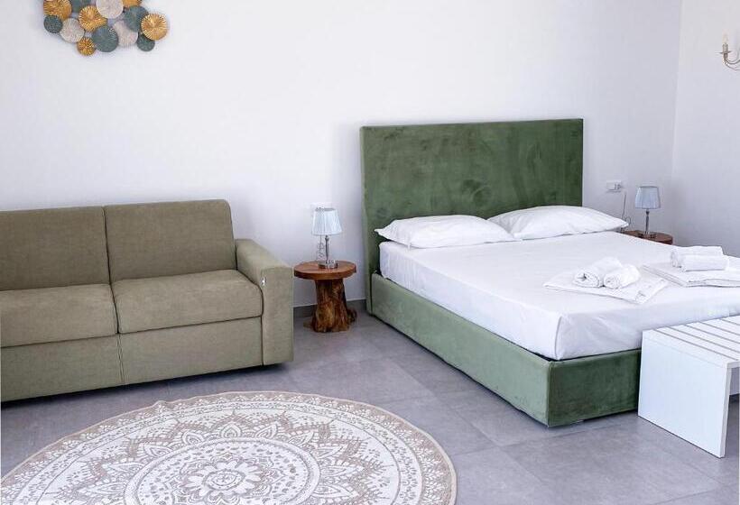 Трехместный Номер Deluxe, Dimora Calauriia  Adults Only