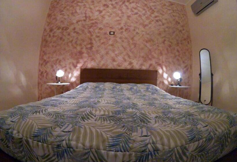 آپارتمان 2 خوابه, Mamma Loretta  House