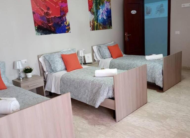 اتاق استاندارد سه نفره, B&b Fratelli Baglione