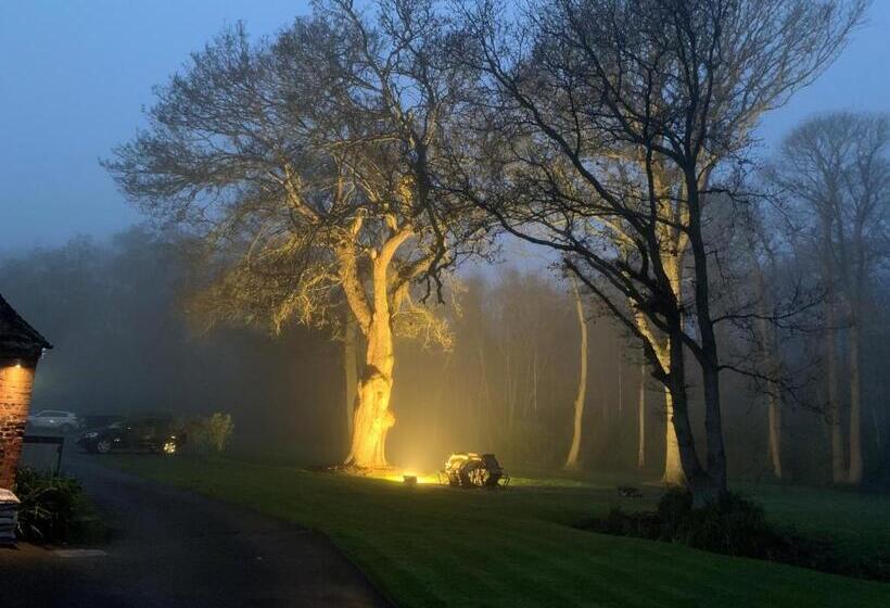 آپارتمان 1 خوابه با چشم‌انداز استخر, Whitmoor Farm
