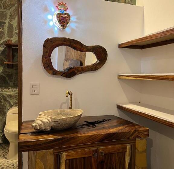 اتاق لوکس با تخت بزرگ, Casa Kokoná