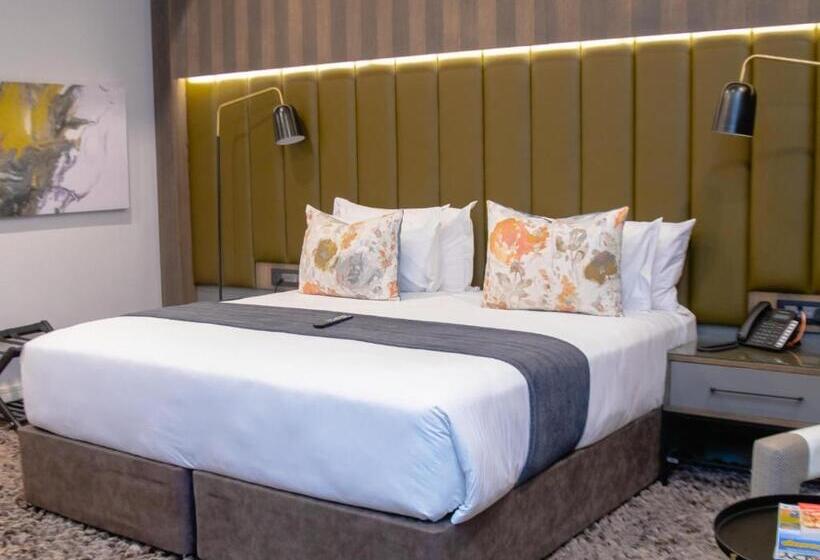 Президентский Люкс, Mgb Hotel At 2ten