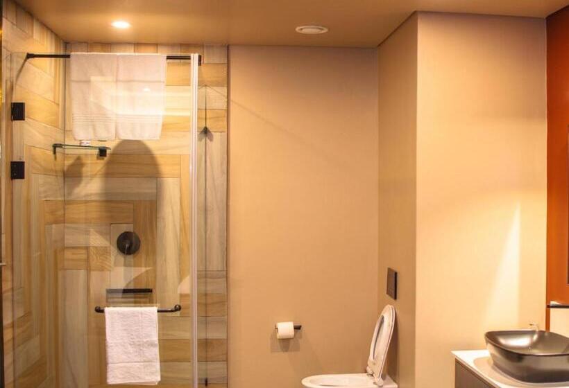 Президентский Люкс, Mgb Hotel At 2ten