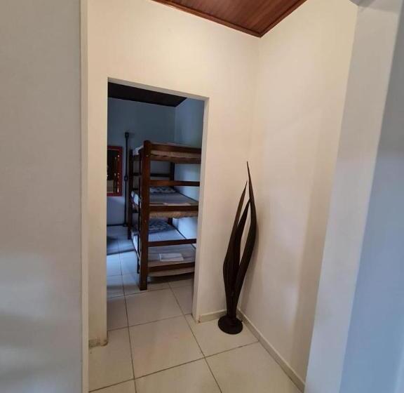공동 객실, Hostel 4 Elementos   200 Metros Da Praia De Pernambuco E Do Mar Casado