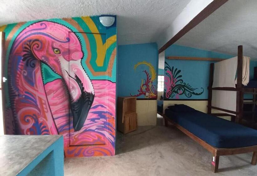 סטודיו משפחתי, Apartment Close To The Town Utopia